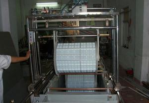 【【廠家直銷】深圳電鍍?cè)O(shè)備 半自動(dòng)滾鍍線成套設(shè)備 質(zhì)量保障】?jī)r(jià)格_廠家_圖片 -